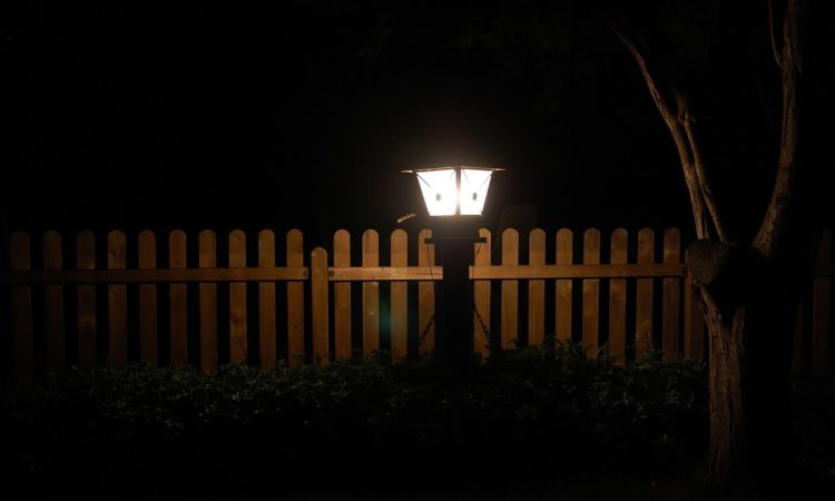 Strom und Licht im Garten