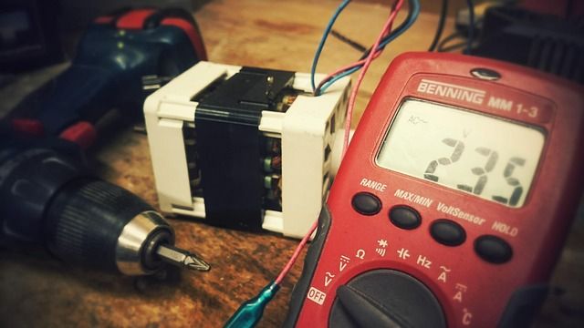 Abkürzungen in der Elektrotechnik (Multimeter)